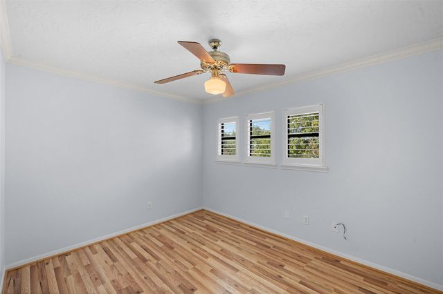 6773 Sunshine Valley Lane, Navasota, TX 77868