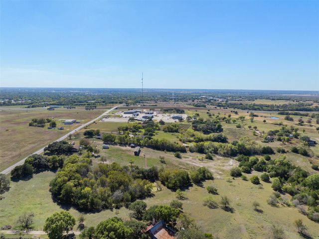 6773 Sunshine Valley Lane, Navasota, TX 77868