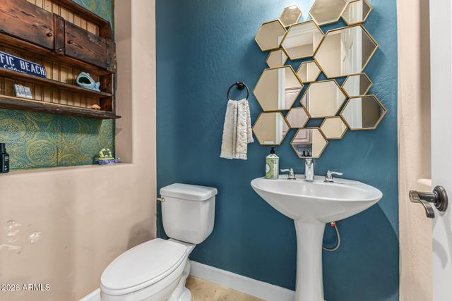 3139 E HARWELL Road, Phoenix, AZ 85042