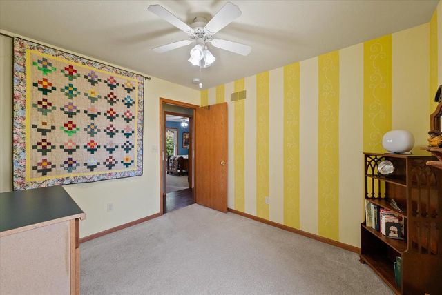 1661 Great Forest DRIVE, West Bend, WI 53090