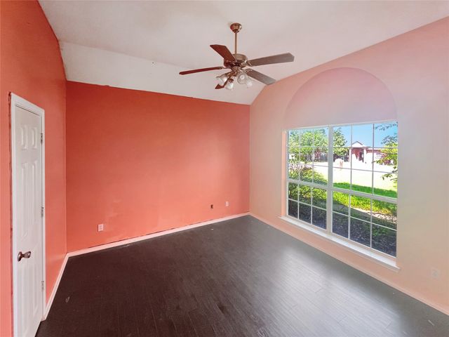 3661 Emo Street, Midlothian, TX 76065