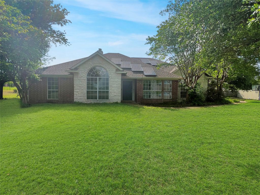 3661 Emo Street, Midlothian, TX 76065