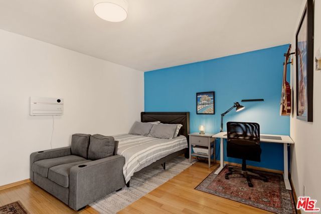 960 Larrabee Street 117, West Hollywood, CA 90069