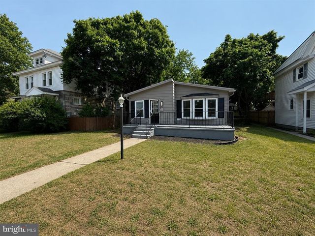 817 E MAIN ST, Millville, NJ 08332