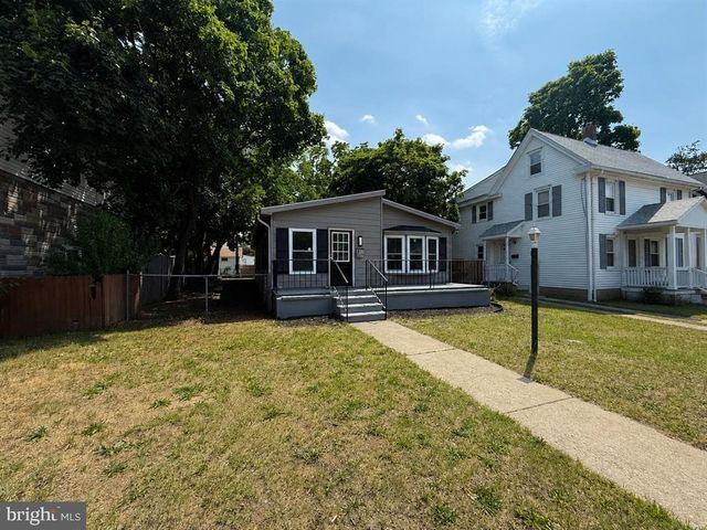 817 E MAIN ST, Millville, NJ 08332