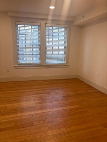23 Summer Street 7, Salem, MA 01970