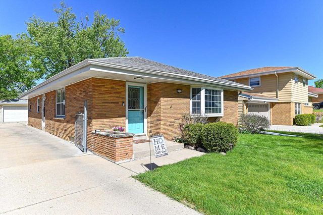 4131 93rd STREET, Wauwatosa, WI 53222