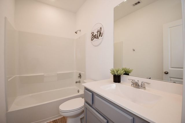 326 Stablebrook Street, Magnolia, TX 77354
