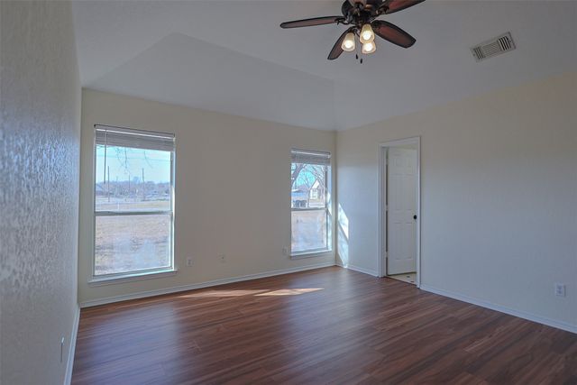 7848 Nine Mile Bridge Road, Fort Worth, TX 76135