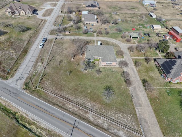 7848 Nine Mile Bridge Road, Fort Worth, TX 76135