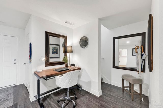 5073 Peach Dr, Pace, FL 32571