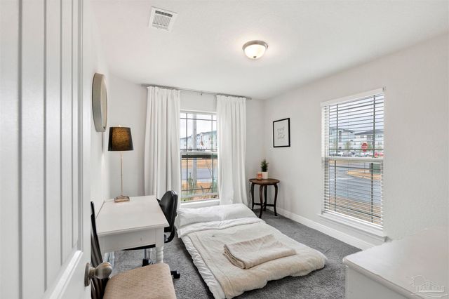 5073 Peach Dr, Pace, FL 32571