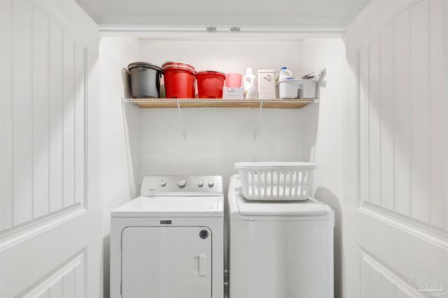 5073 Peach Dr, Pace, FL 32571