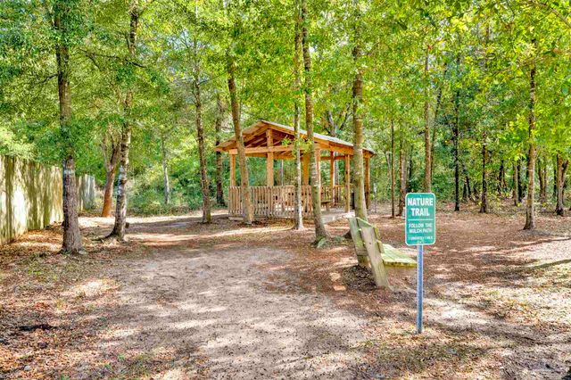 5073 Peach Dr, Pace, FL 32571