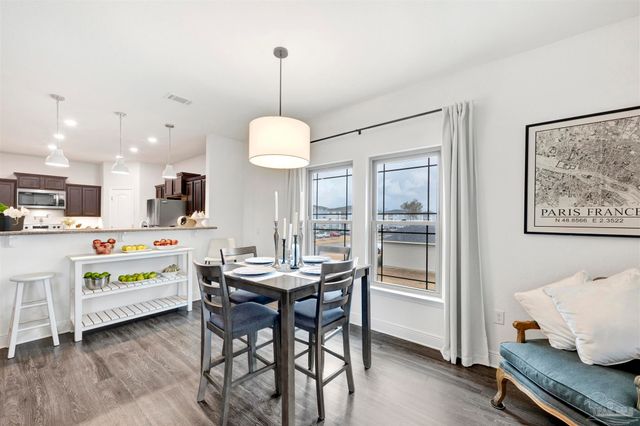 5073 Peach Dr, Pace, FL 32571