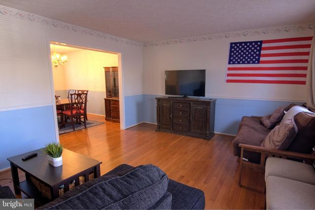 1724 REMINGTON DR, Crofton, MD 21114