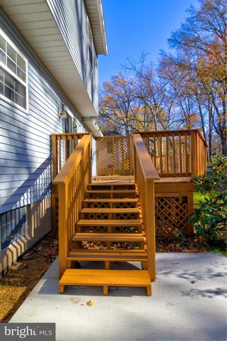 1724 REMINGTON DR, Crofton, MD 21114