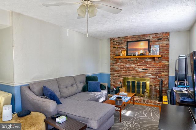 1724 REMINGTON DR, Crofton, MD 21114