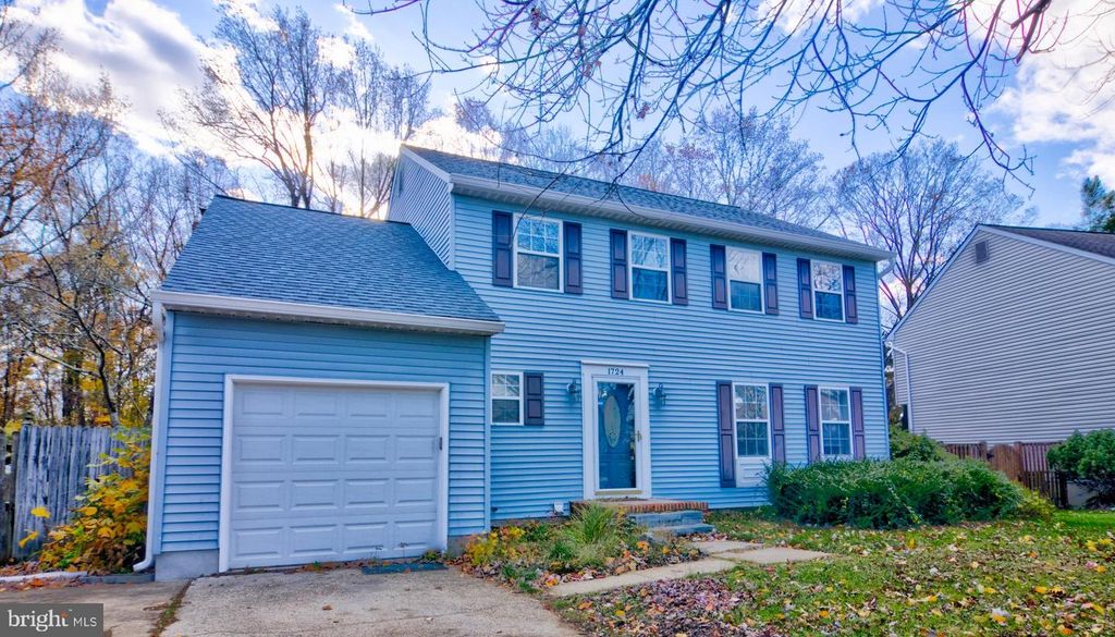 1724 REMINGTON DR, Crofton, MD 21114
