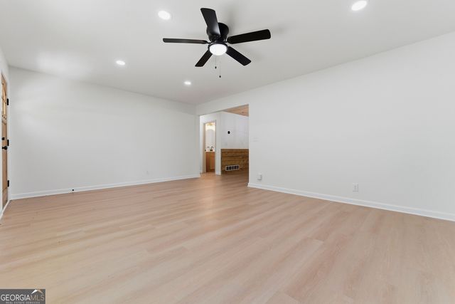 565 Ray Cole Road, Dallas, GA 30157