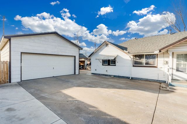 327 N Elder St, Wichita, KS 67212