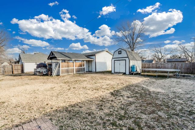 327 N Elder St, Wichita, KS 67212