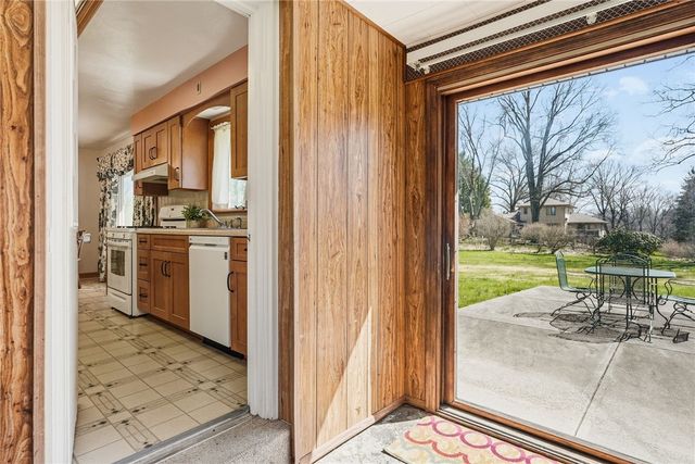 104 Willow Drive, Peters Twp, PA 15317