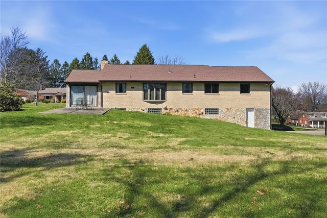 104 Willow Drive, Peters Twp, PA 15317