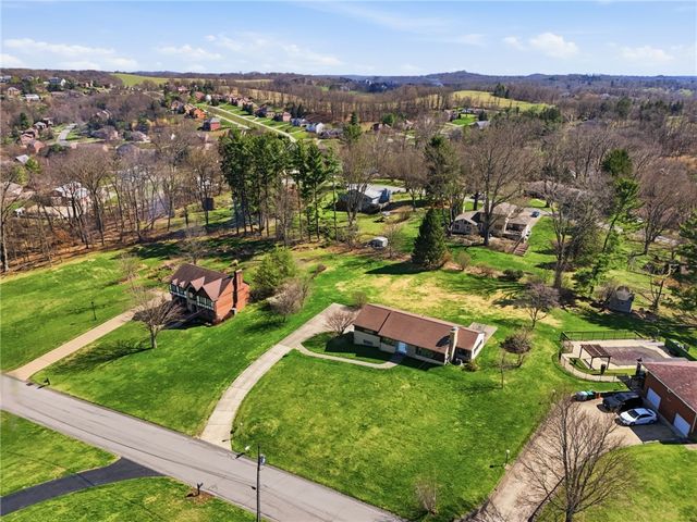 104 Willow Drive, Peters Twp, PA 15317