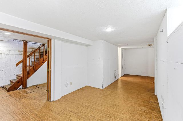 990 Como Place, Saint Paul, MN 55103