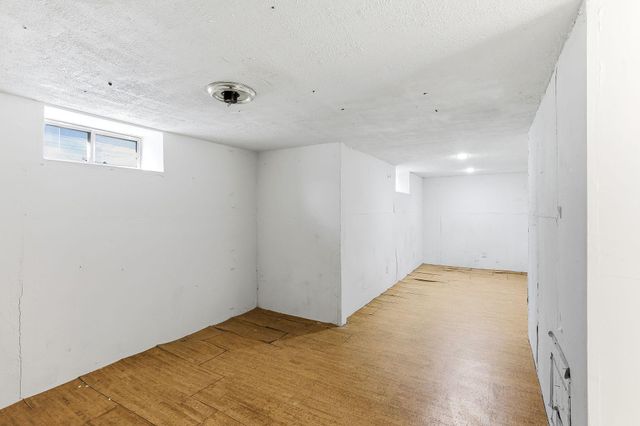 990 Como Place, Saint Paul, MN 55103