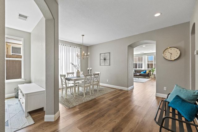 5425 Mossy Stone Way, Rancho Cordova, CA 95742