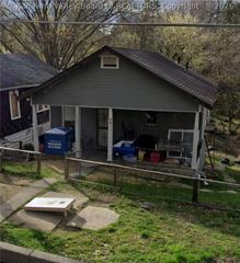 1128 Camden Drive, Charleston, WV 25302