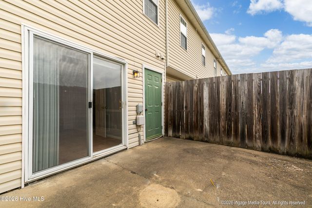 2320 Vineyard Drive O-7, Winterville, NC 28590