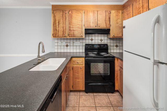 2320 Vineyard Drive O-7, Winterville, NC 28590