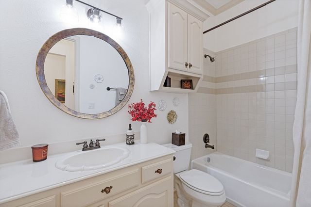 1301 Silverlake Road, Mckinney, TX 75072