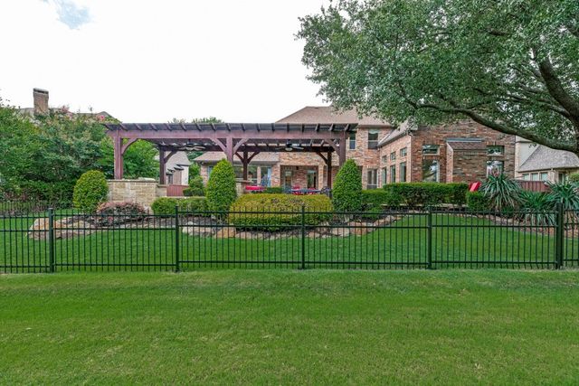 1301 Silverlake Road, Mckinney, TX 75072