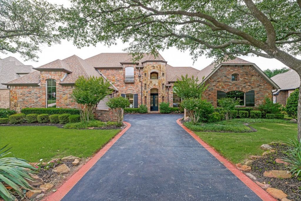 1301 Silverlake Road, Mckinney, TX 75072
