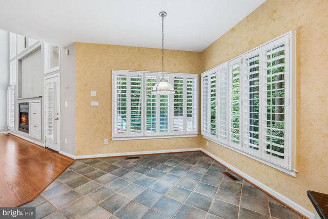 1104 WATER POINTE LN, Reston, VA 20194