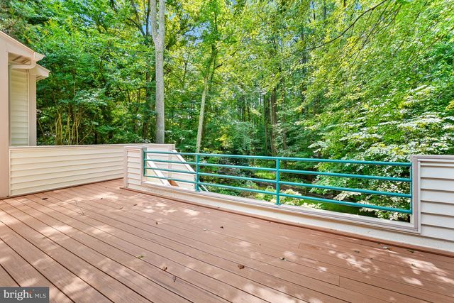 1104 WATER POINTE LN, Reston, VA 20194