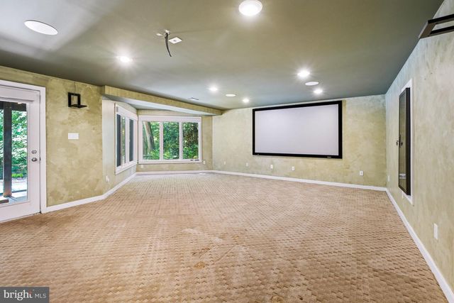 1104 WATER POINTE LN, Reston, VA 20194