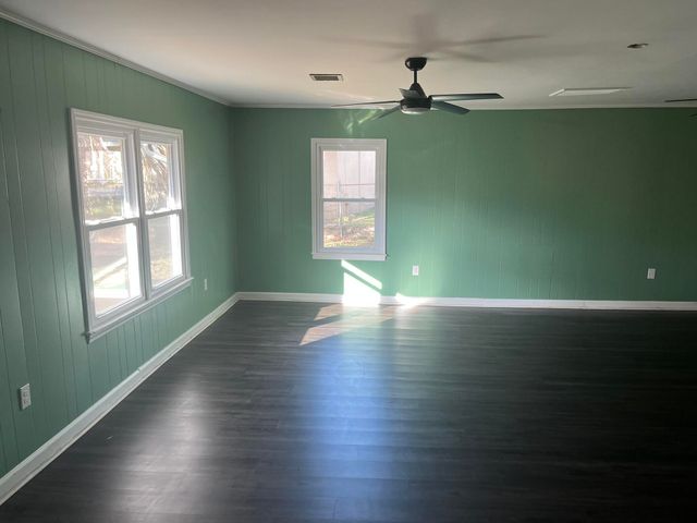 110 Peachtree Road, Walterboro, SC 29488