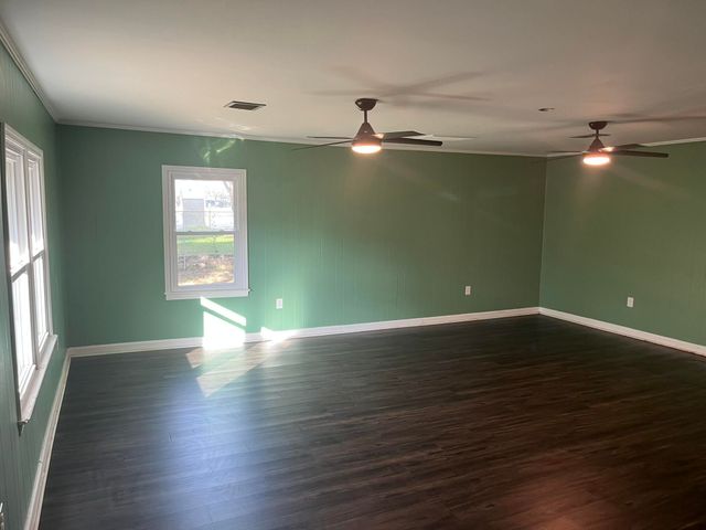 110 Peachtree Road, Walterboro, SC 29488