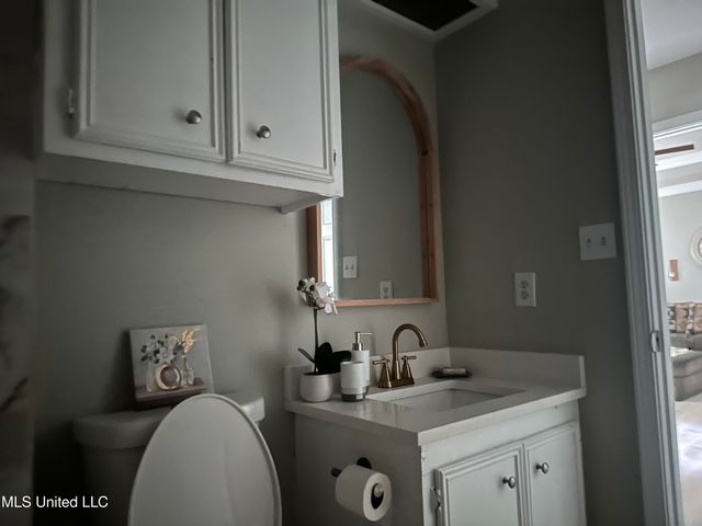 104 Live Oak Lane, Brandon, MS 39047