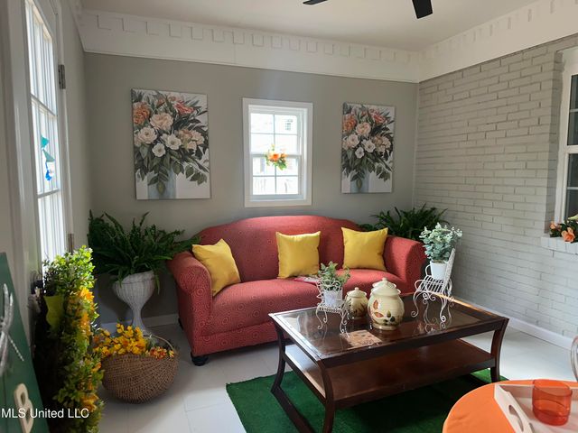 104 Live Oak Lane, Brandon, MS 39047