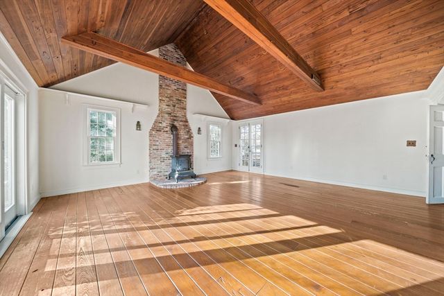 18 Winfield Way, Barnstable, MA 02655