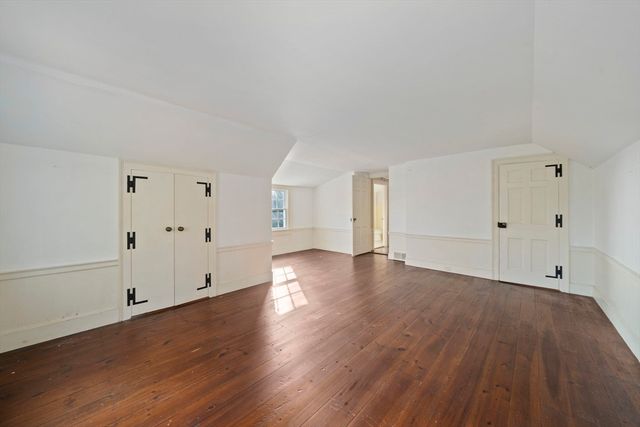 18 Winfield Way, Barnstable, MA 02655