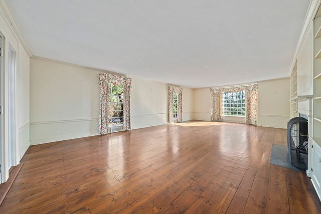 18 Winfield Way, Barnstable, MA 02655