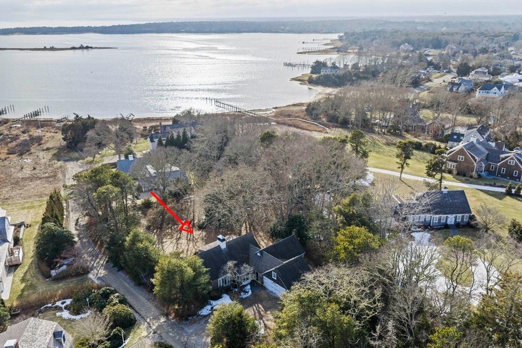 18 Winfield Way, Barnstable, MA 02655