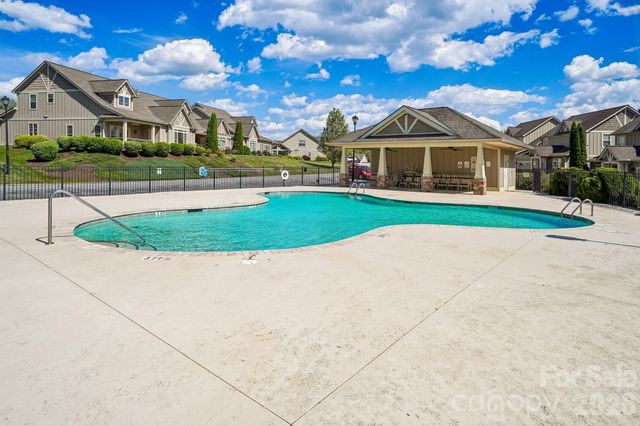 163 Windstone Drive, Fletcher, NC 28732